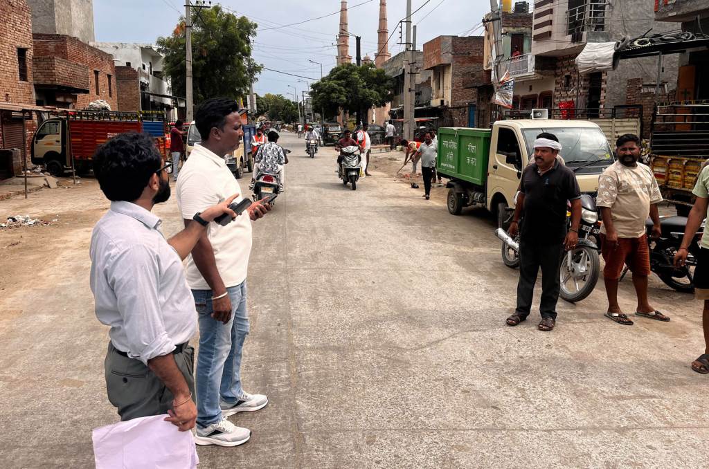 Special cleanliness campaign continues in the city under the leadership of ADC and DMC Lakshit Sarin